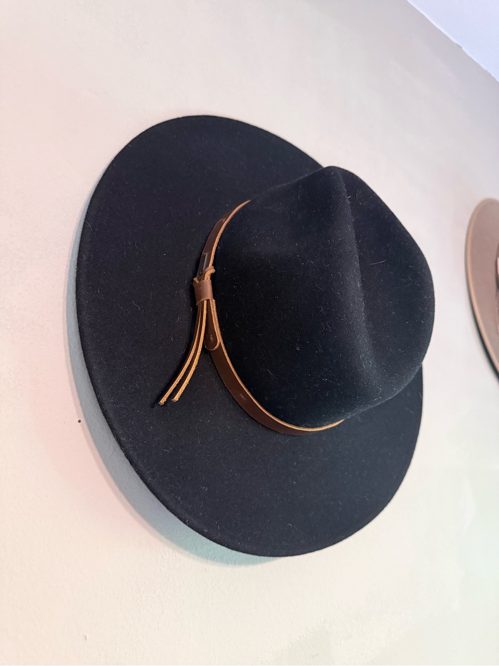 Brixton Black Felt Rancher Hat with Brown Leather Band Size 6 3/4 XS